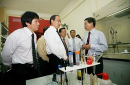 Một số hình ảnh hoạt động của các Phòng thí nghiệm ĐHQGHN